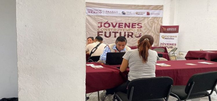 35 % de los jóvenes salen con trabajo gracias a iniciativa “Jóvenes Construyendo el Futuro”