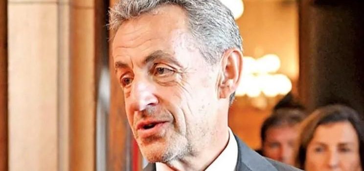 Confirman sentencia de 3 años a Sarkozy