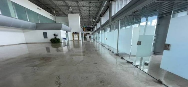 Aún sin recursos para rescatar al aeropuerto Aún sin recursos para rescatar al aeropuerto