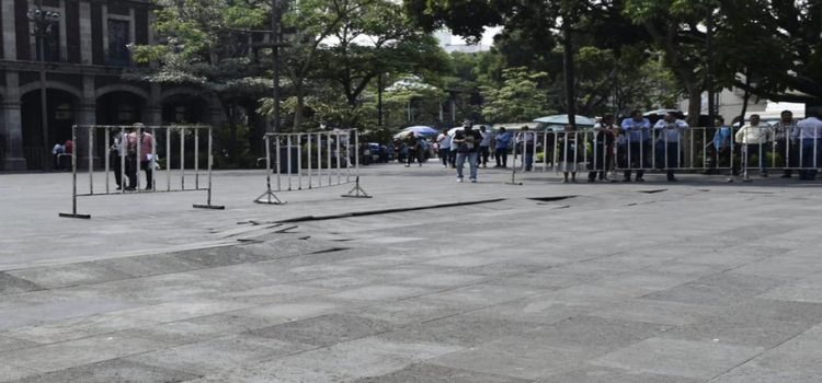 Se levantan baldosas del zócalo de Cuernavaca