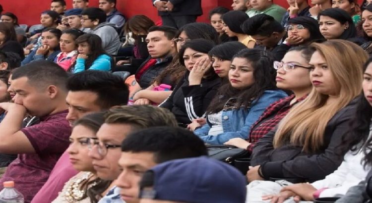 Hay más de 200 mil personas en lista de espera de Jóvenes Construyendo el Futuro en Edomex