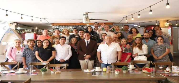 Restauranteros de Cuernavaca nombran a Juan Ángel Flores como su nuevo porta voz