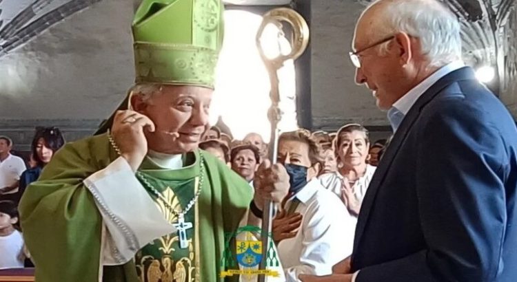 Embajador Ken Salazar se reune con el obispo de Cuernavaca