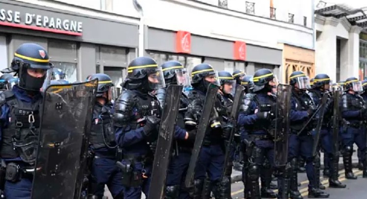 Marchan miles en Francia