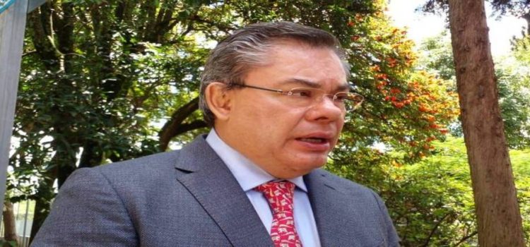 Alcalde Rafael Reyes no busca un cargo con Margarita González