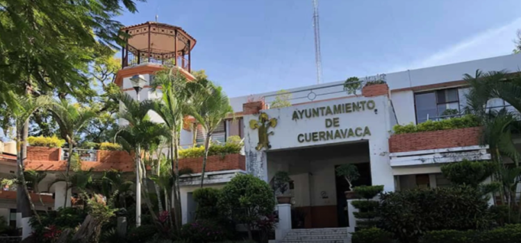 Jubilados contemplan demanda colectiva contra el Ayuntamiento de Cuernavaca