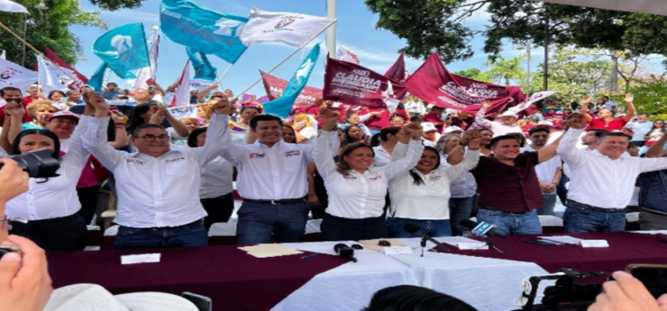 Flores Espinoza comienza su campaña en Cuernavaca