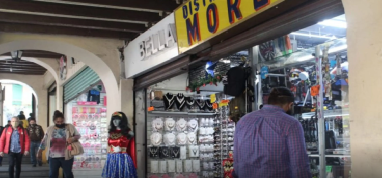 Empresarios de Cuernavaca solicitan más tiempo para refrendar sus licencias