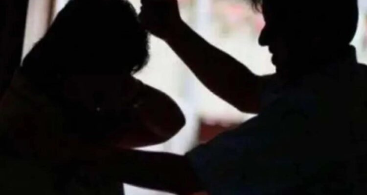 Creció en 33.3% la violencia familiar en México: SESNSP Creció en 33.3% la violencia familiar en México: SESNSP