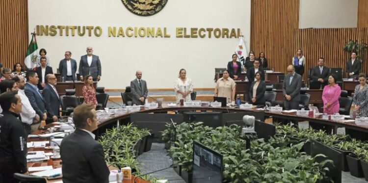 Desafíos en las elecciones más grandes de México: inseguridad y conflictos sociales bloquean casillas