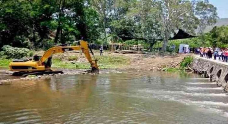 Ceagua comienza labores de Limpieza y desazolve en ríos y barrancas de Cuernavaca