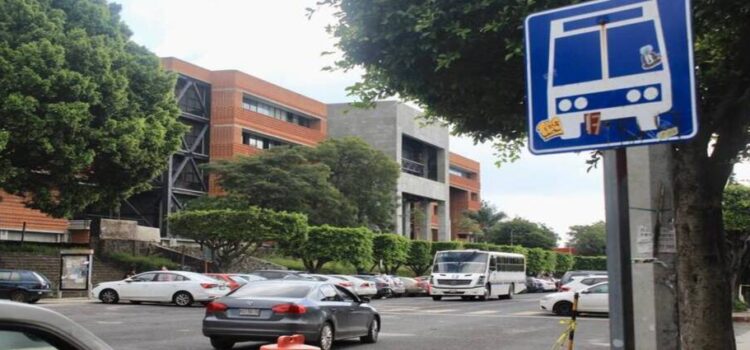 UAEM cierra Acceso vehicular al campus Chamilpa