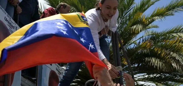 Venezolanos se levantan: multitudinarias protestas en Caracas y en el extranjero desafían la reelección de Maduro