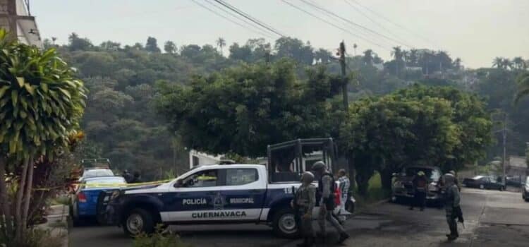 Mueren 2 hombres tras atacarse a balazos entre ellos en Cuernavaca