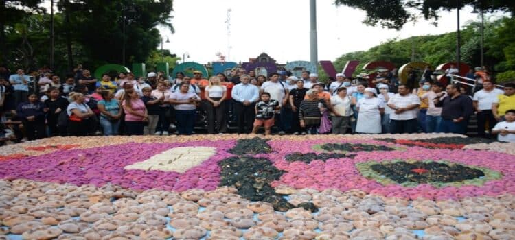 Inician festejos por el Día de Muertos en Cuernavaca