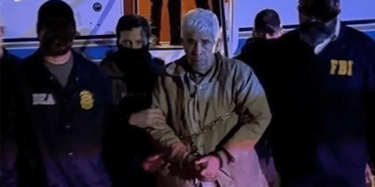 México extradita a Estados Unidos a 29 narcotraficantes México extradita a Estados Unidos a 29 narcotraficantes