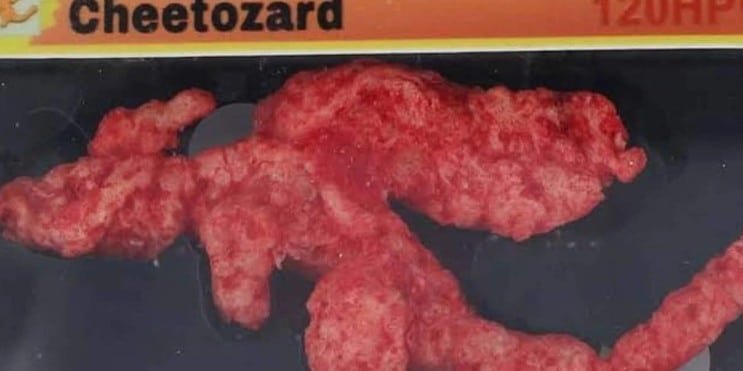 Alcanza Cheeto con forma de Charizard más de 10 mil dólares en subasta
