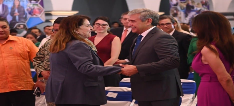 “Es momento de cerrar filas por el desarrollo y bienestar de Cuernavaca": Margarita González Saravia