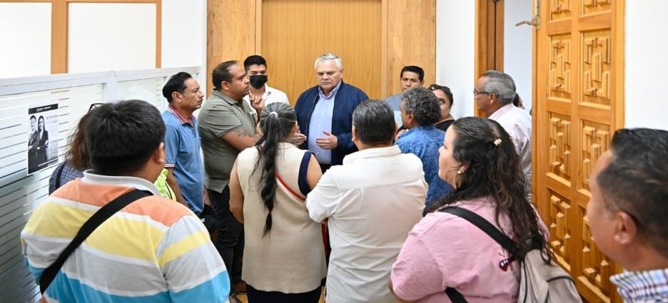 Gobernadora Margarita González Saravia acuerda reunión con locatarios del mercado “Adolfo López Mateos” de Cuernavaca