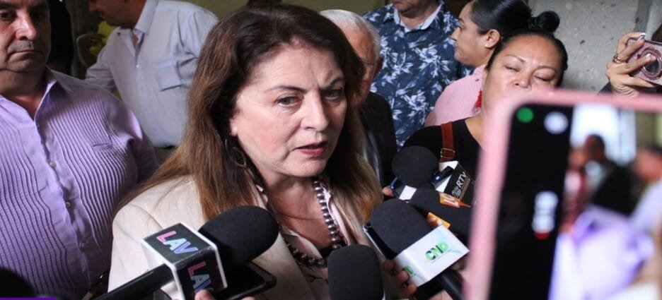 Signan escrituras para adquisición del predio para centro de convenciones en Cuernavaca