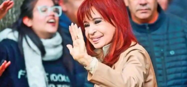 Condenan a Cristina Fernández a seis años a prisión