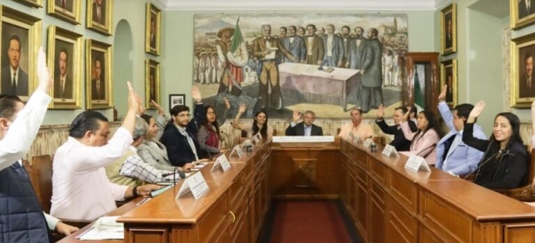 Cabildo autoriza adecuaciones al Programa Anual de Obra Pública 2025