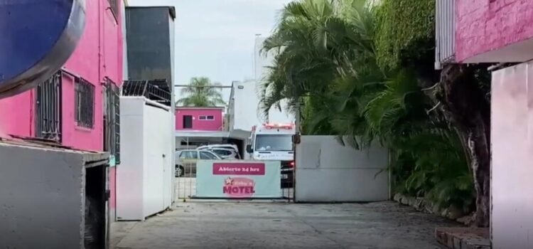 Taxista pierde la vida de un golpe en la cabeza en motel de Cuernavaca Taxista pierde la vida de un golpe en la cabeza en motel de Cuernavaca