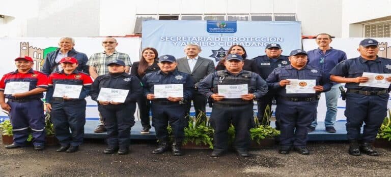 Reconocen a elementos de la SEPRAC por su destacada labor