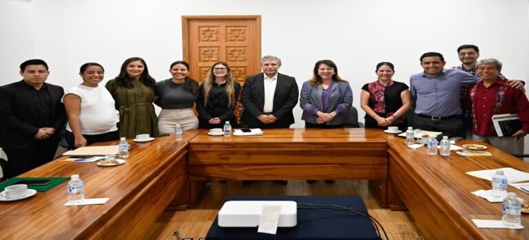 Gobierno de Morelos y Ayuntamiento de Cuernavaca analizan convenio para ampliar la recaudación del Impuesto Predial