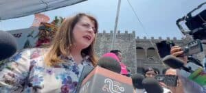 Gobernadora de Morelos celebra reformas contra narcocorridos