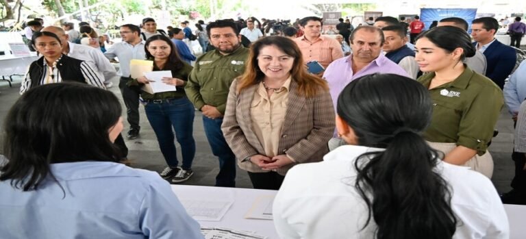 Juventud morelense encuentra oportunidades laborales en Feria de Empleo