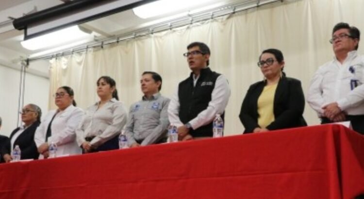 Se gradúan 70 pasantes de enfermería del Hospital General de Cuernavaca