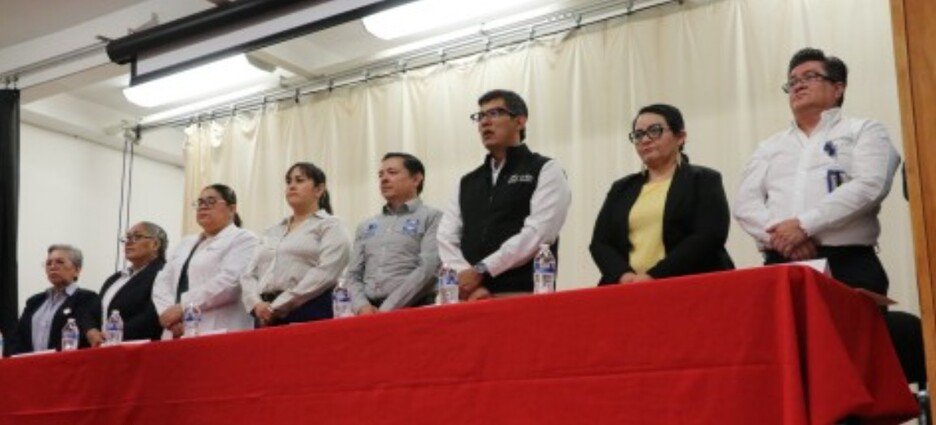 Se gradúan 70 pasantes de enfermería del Hospital General de Cuernavaca