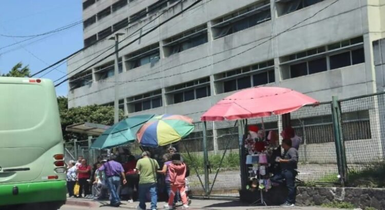 Seguirán operativos de reordenamiento de ambulantes en Cuernavaca