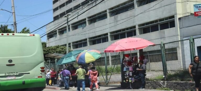 Seguirán operativos de reordenamiento de ambulantes en Cuernavaca
