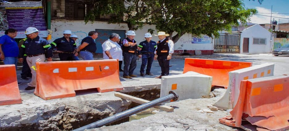 Alcalde José Urióstegui supervisa avances en rehabilitación de avenida Estado de Puebla