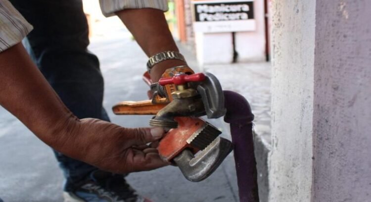 Sapac solicita regularizar más de 1,500 tomas clandestinas de agua en Cuernavaca