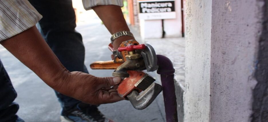 Sapac solicita regularizar más de 1,500 tomas clandestinas de agua en Cuernavaca