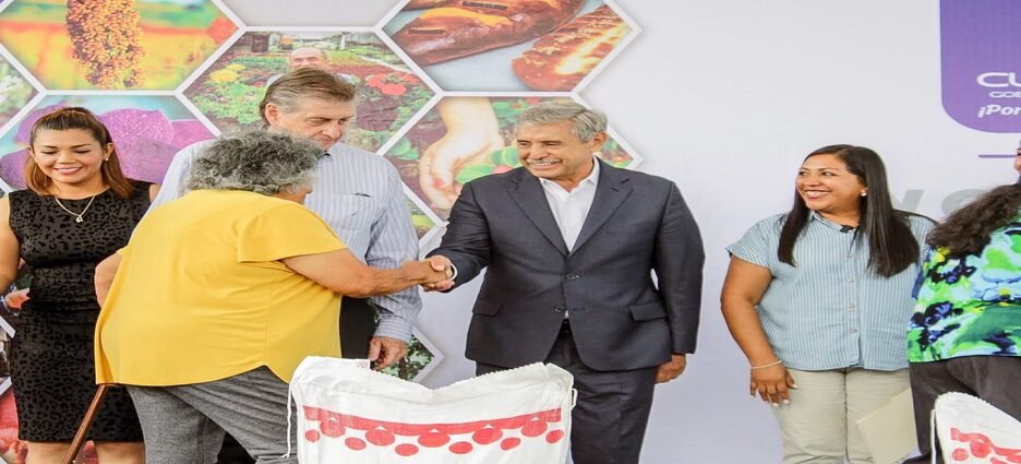 Gobierno de Cuernavaca impulsa el desarrollo de hongos con apoyos a productores locales