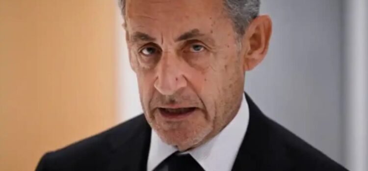 Condenan a Sarkozy a cinco años de prisión por corrupción