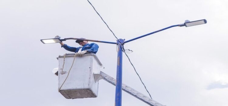 Gobierno de Cuernavaca adquirió 4,200 luminarias este año