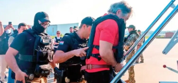 Frenan orden de aprehensión contra Bermúdez Requena