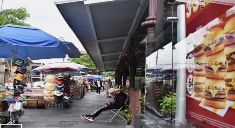 Más de 1,500 negocios se suman al ambulantaje en Cuernavaca Más de 1,500 negocios se suman al ambulantaje en Cuernavaca