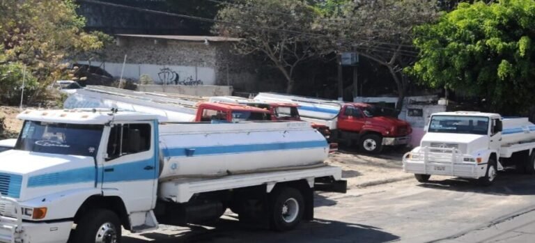 Captan a pipas de Cuernavaca llevando agua a Cdmx y Edomex