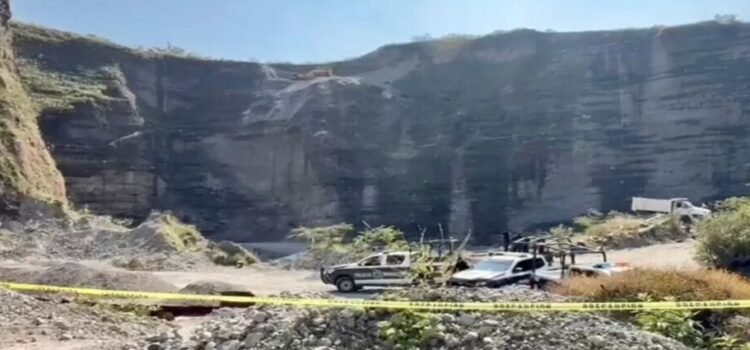 Encuentran fosa clandestina en Cuernavaca Encuentran fosa clandestina en Cuernavaca