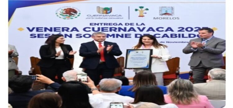 Ayuntamiento de Cuernavaca reconoce a Margarita González Saravia, como la primera mujer en gobernar Morelos