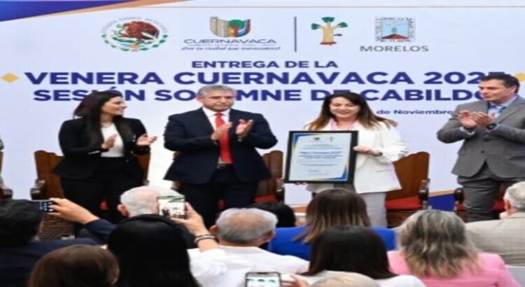 Ayuntamiento de Cuernavaca reconoce a Margarita González Saravia, como la primera mujer en gobernar Morelos Ayuntamiento de Cuernavaca reconoce a Margarita González Saravia, como la primera mujer en gobernar Morelos