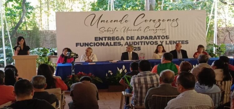 DIF Cuernavaca entrega aparatos funcionales a personas vulnerables