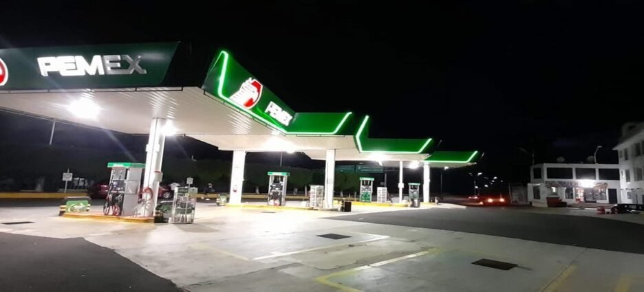 Asaltan gasolinera y restaurante en Cuernavaca