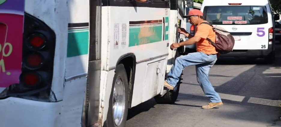 Líderes de Transporte público en Cuernavaca insisten en alza al pasaje